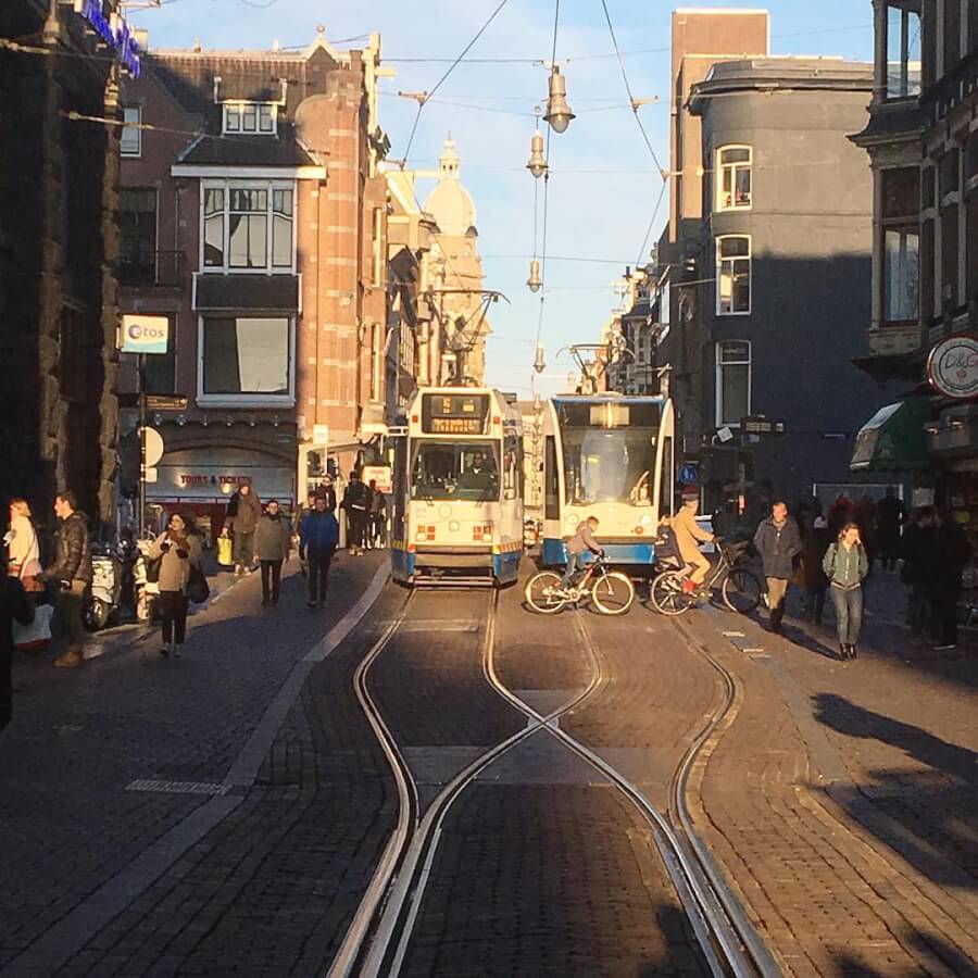 общественный транспорт в амстердаме